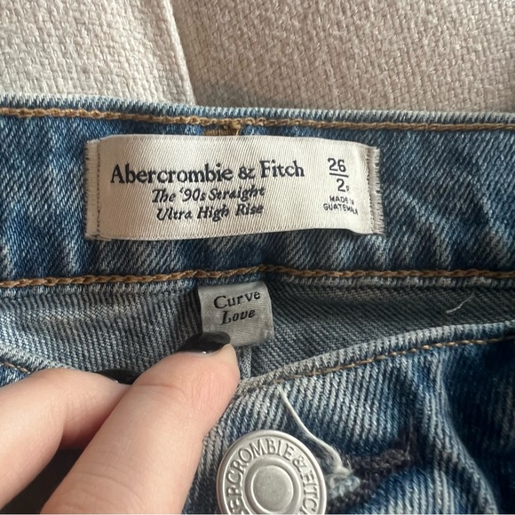 Curve Love Ultra High Rise 90s Straight Leg Jeans - Picture 7 of 9